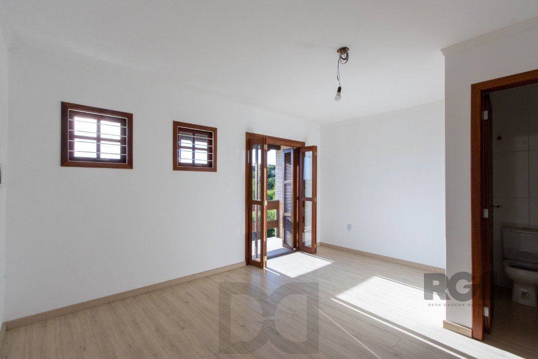 Casa para Venda - 120m², 3 dormitórios, sendo 1 suites, 1 vaga - Guarujá — foto 23