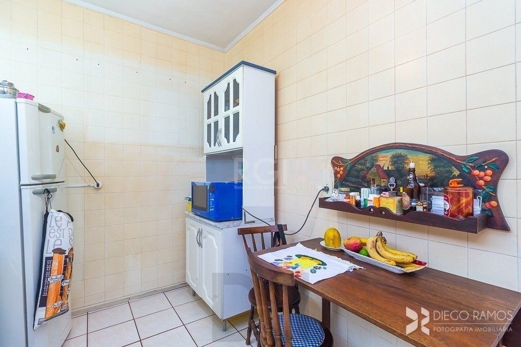Casa térrea à venda, com 2 suites, 3 banheiros, edicula, pátio, 2 vagas - Bairro Medianeira — foto 16