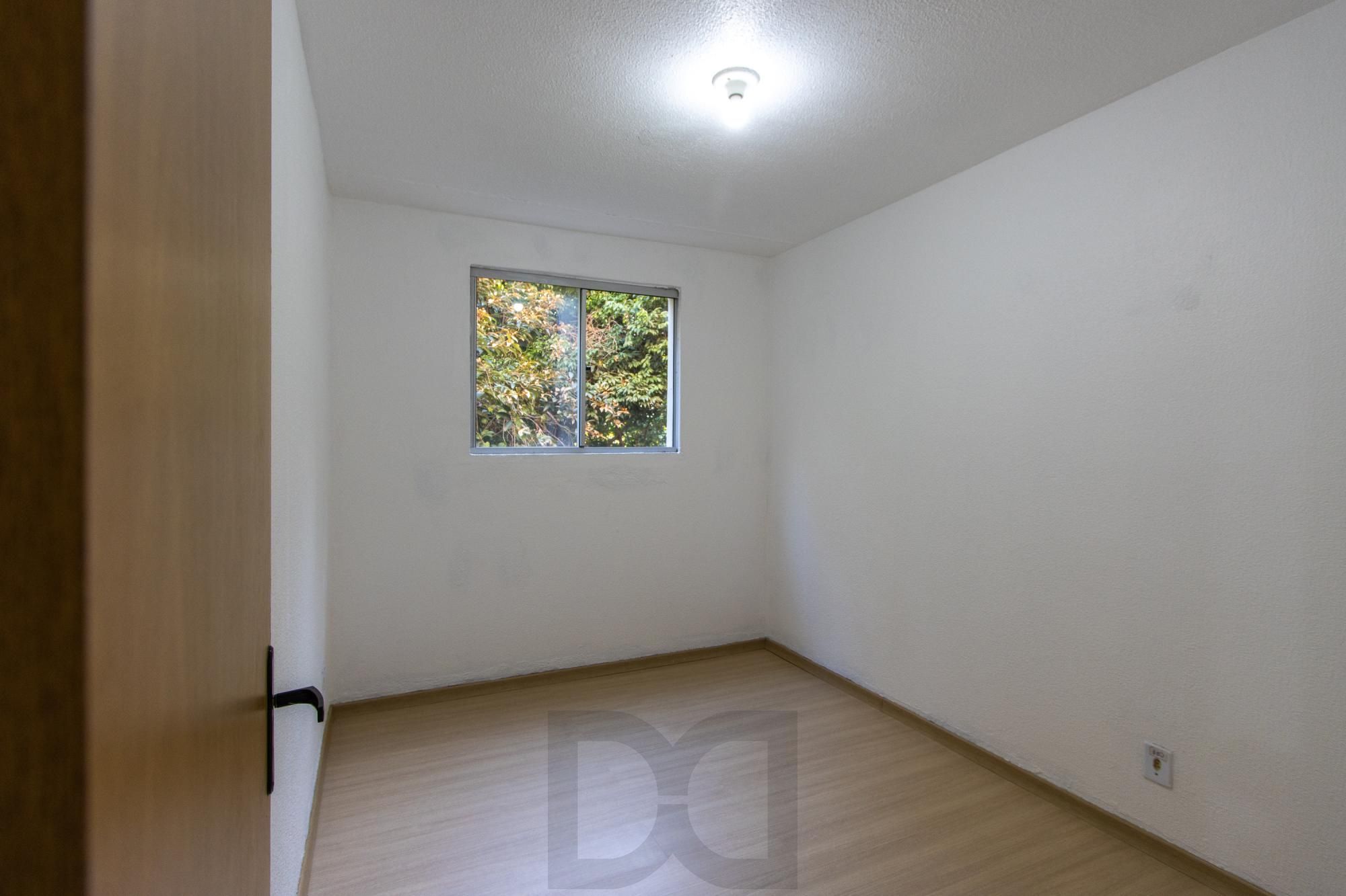 Apartamento reformado, 2 dormitórios, 1 vaga — foto 9