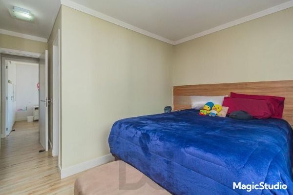 Vende apartamento no Bairro Passo da Areia - Porto Alegre — foto 8