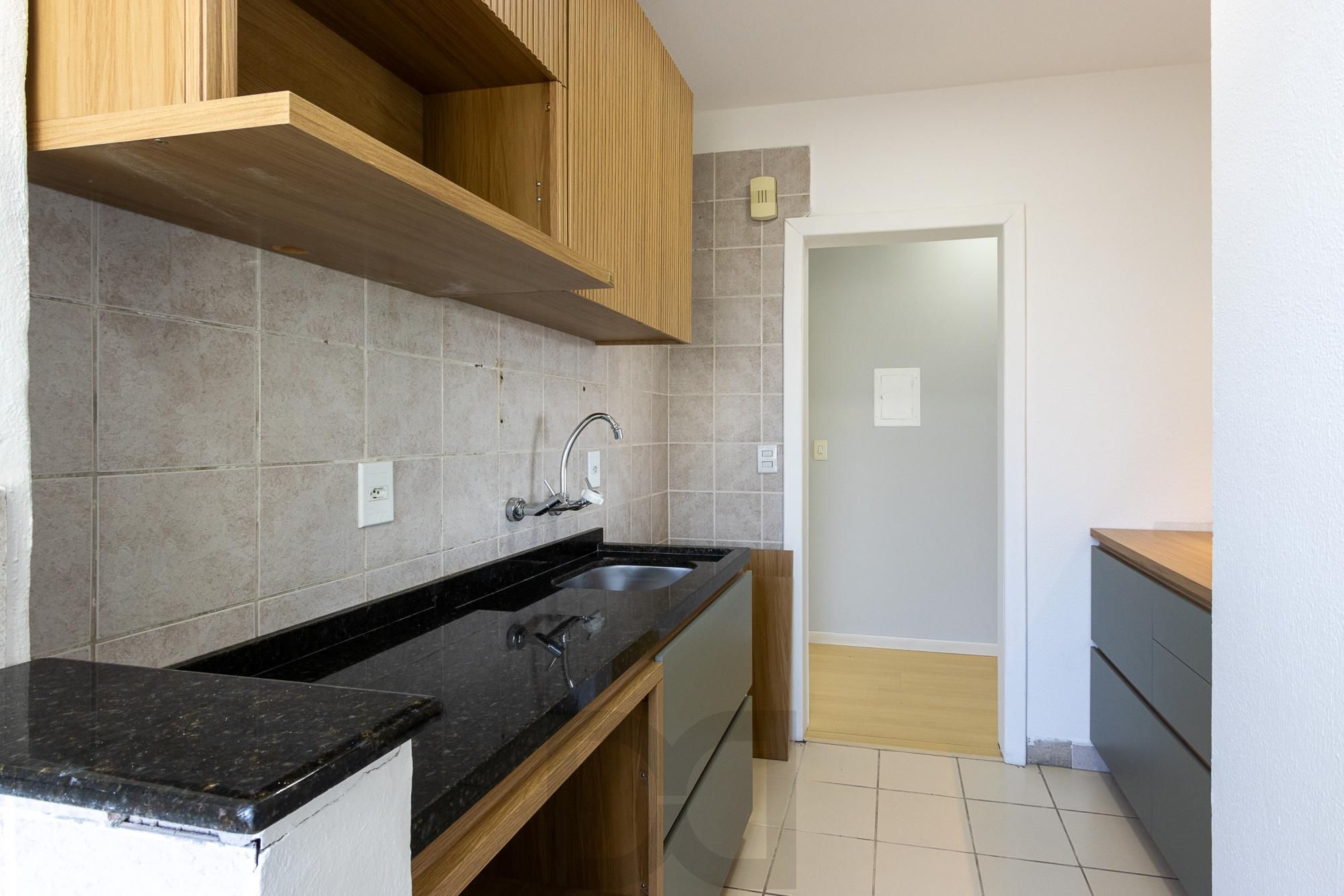 Apartamento 3 quartos, 1 vaga coberta, escriturada, condomínio com infra - Bairro Cristal — foto 15