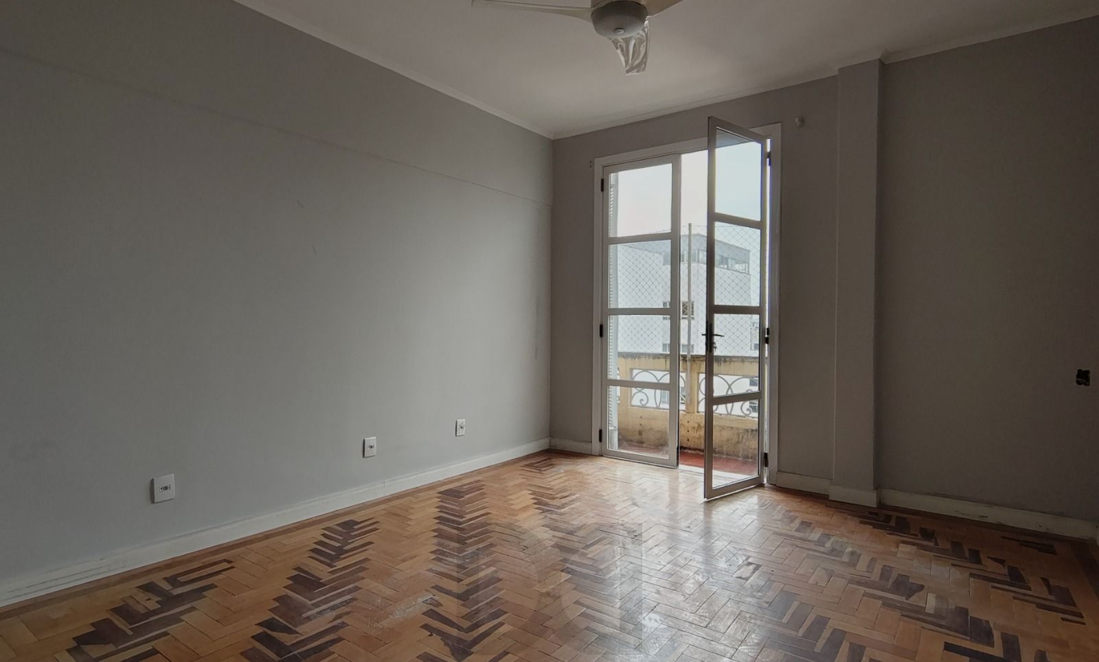 Apartamento de 3 dormitórios, 2 banheiros no Centro Histórico. — foto 15