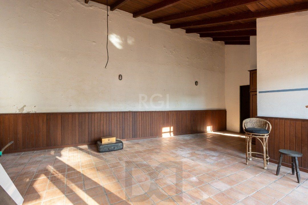 Casa para Venda - 244m², 3 dormitórios, sendo 1 suites, 2 vagas - Guarujá — foto 35