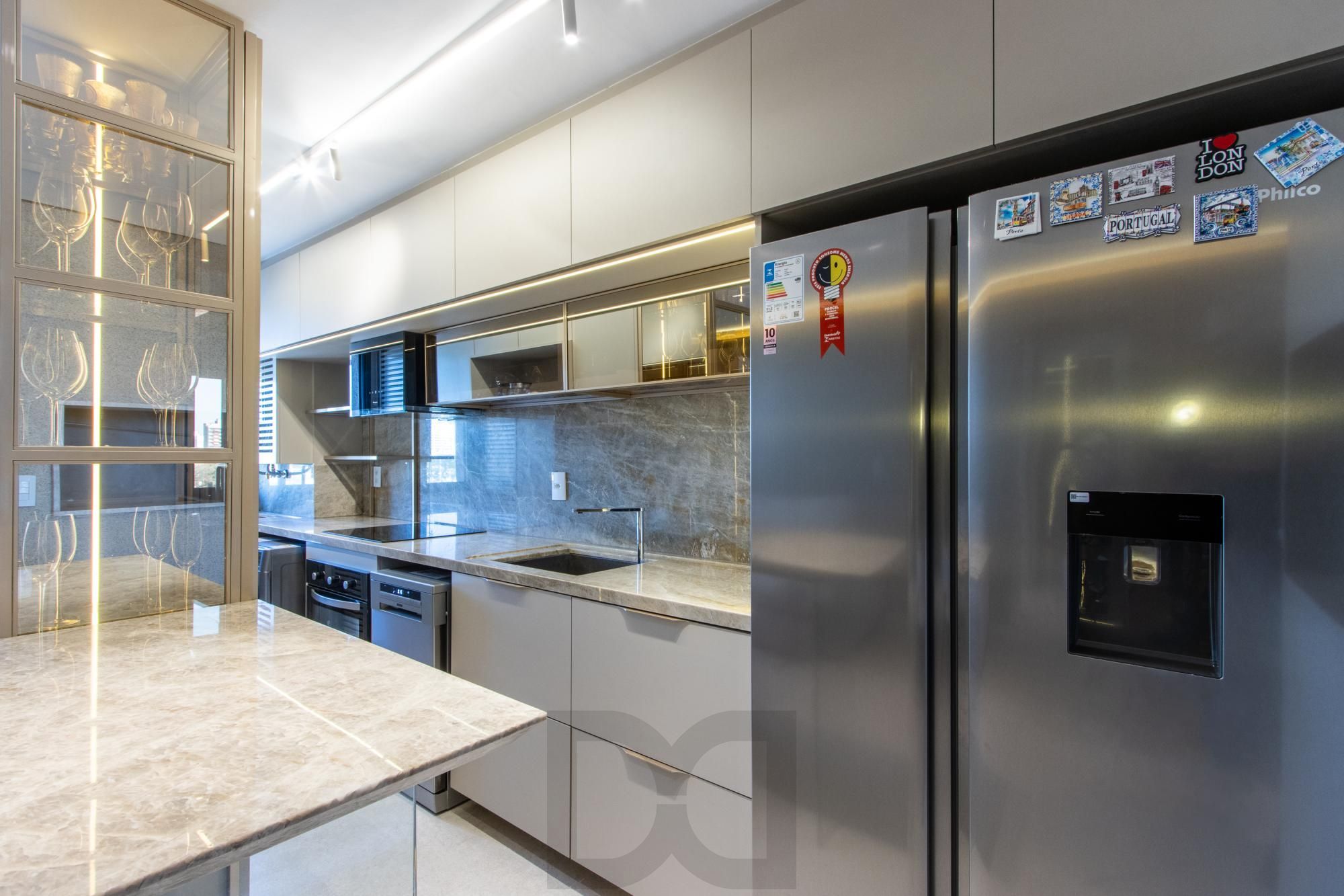 Apartamento de alto padrão - 2 dormitórios — foto 7