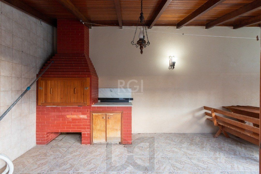 Casa para Venda - 232.5m², 3 dormitórios, sendo 1 suites, 4 vagas - Nonoai — foto 23