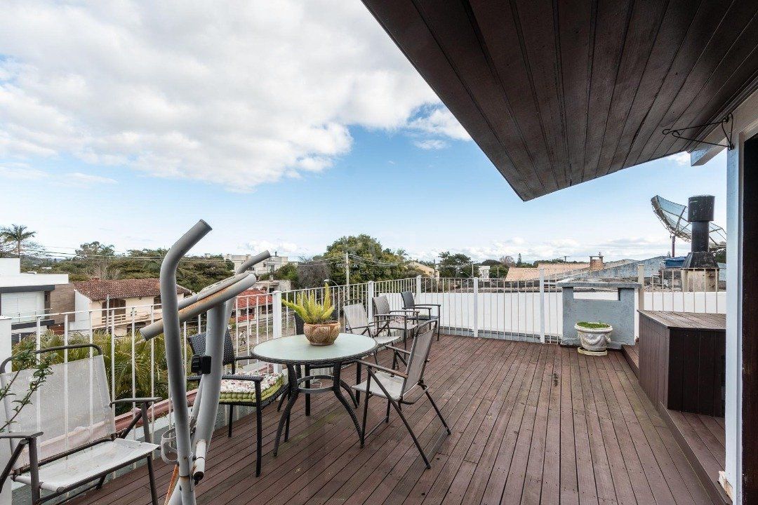 Casa para Venda com 3 dormitórios, sendo 1 suites e 4 vagas no bairro Ipanema — foto 41
