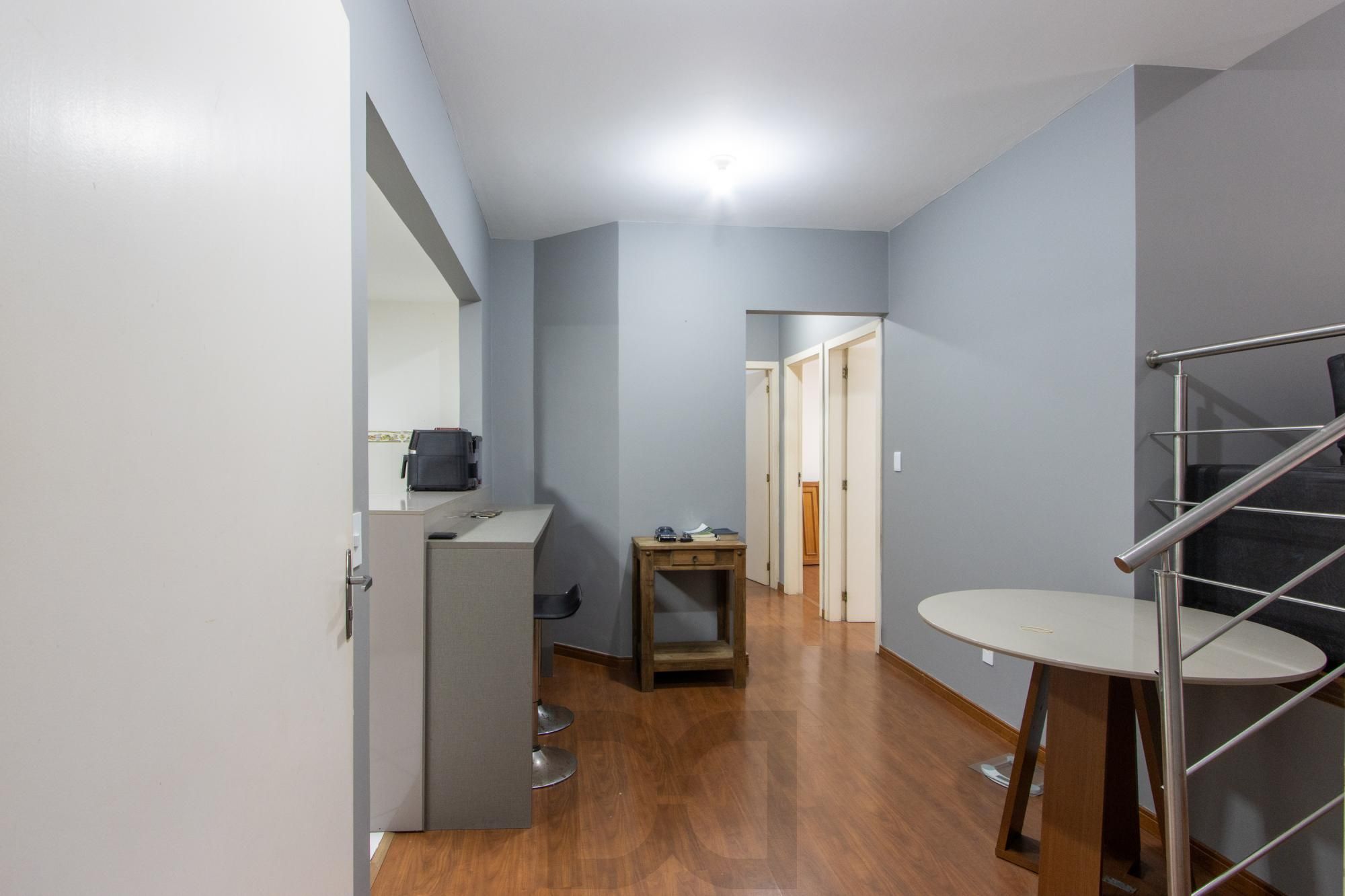 Apartamento de 3 dormitórios, 1 suíte e 1 vaga de garagem no bairro Pedra Redonda. — foto 4