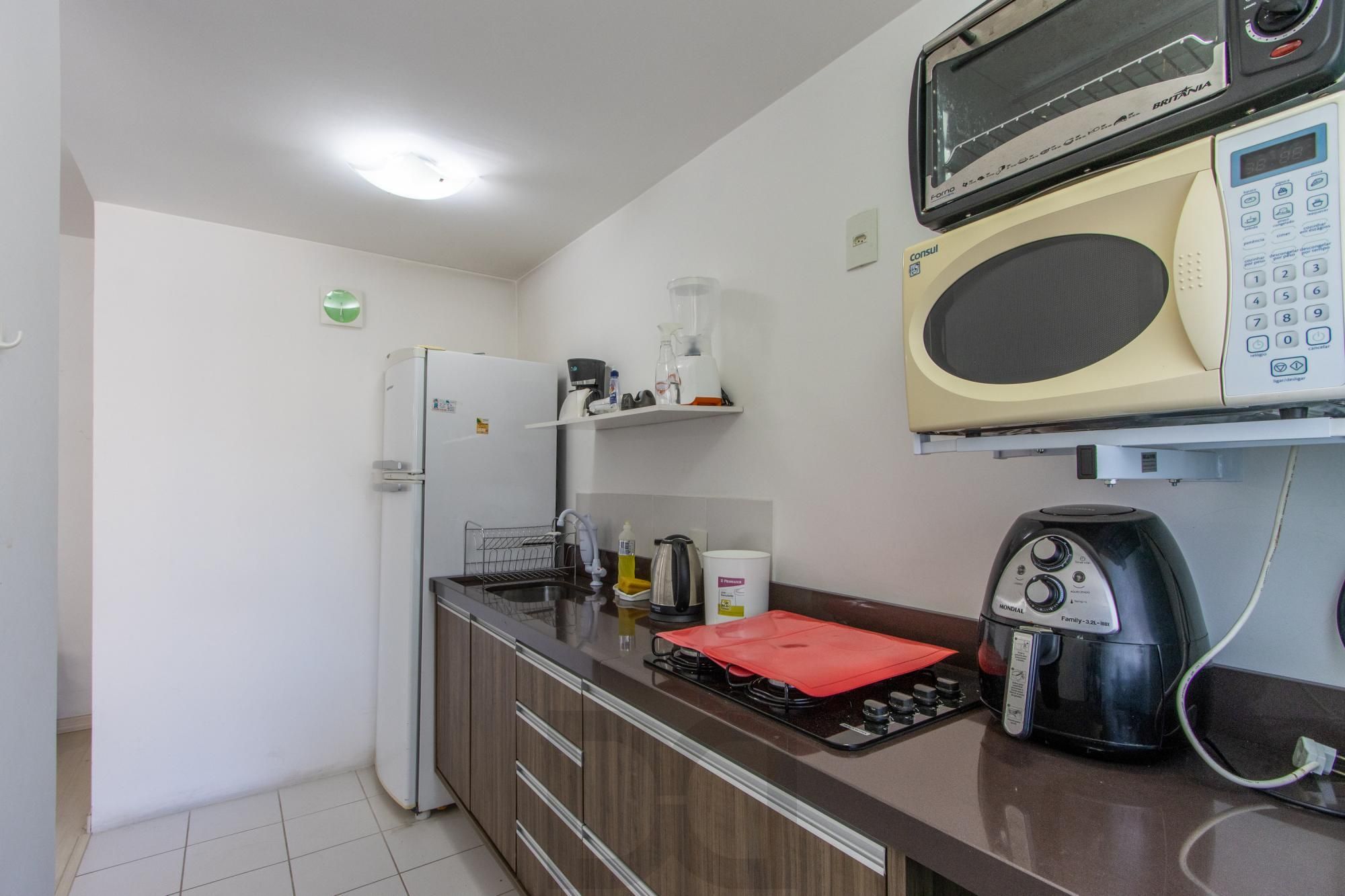 Apto 2 dorm na Tristeza desocupado — foto 12