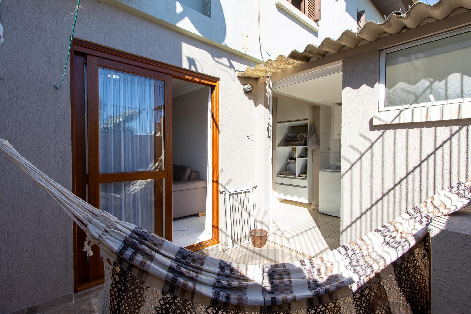 Casa em condomínio fechado, 104m² privativos, 2 quartos, 1 vaga, bairro Camaquã — foto 11