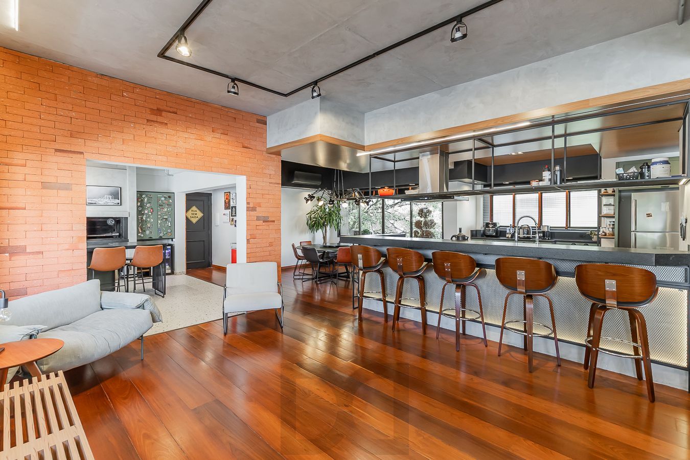 Apartamento 3 dormitórios, 3 vagas e 259 m² no bairro Auxiliadora. — foto 6