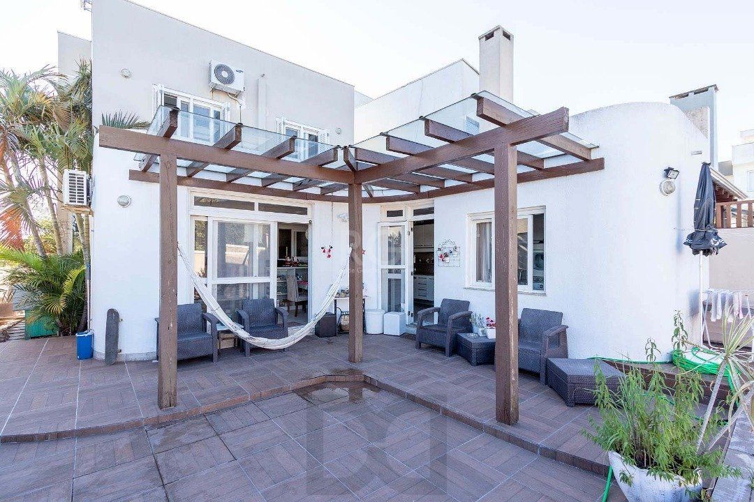 Casa para Venda com 4 dormitórios no bairro Hípica — foto 20