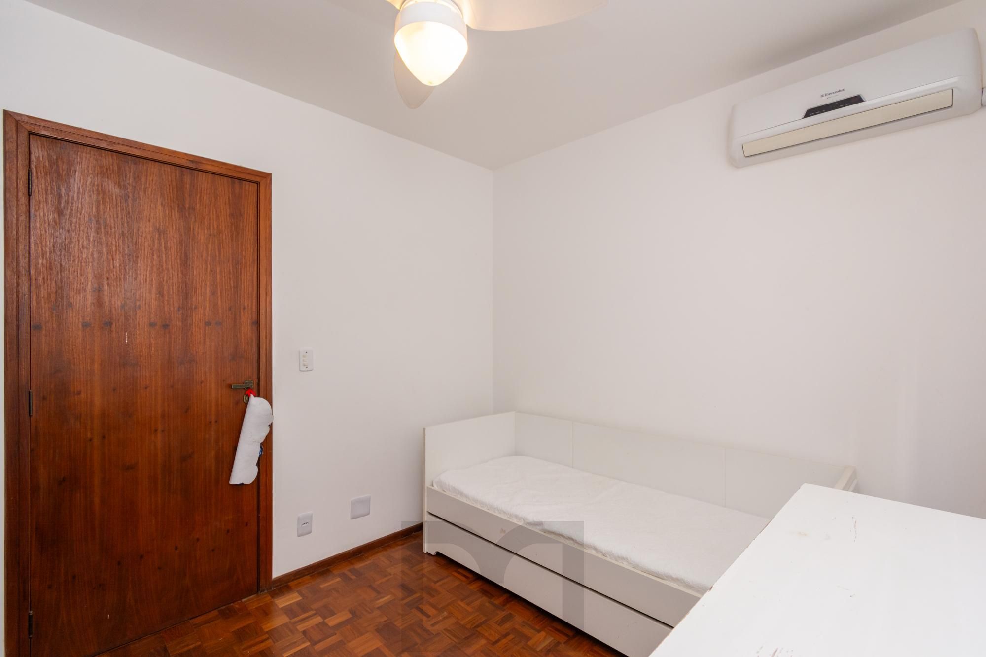 Apartamento com 3 Quartos à venda, 122m² - Petrópolis — foto 33