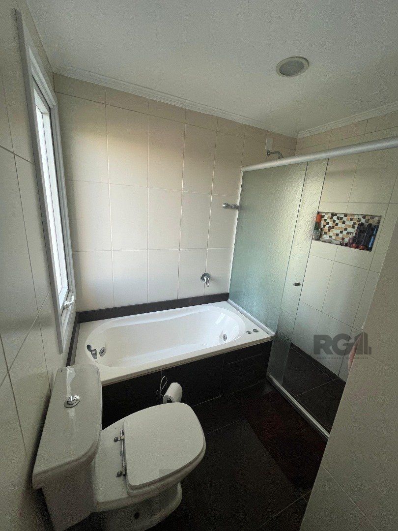 Sobrado com vista para o Rio, 3 quartos, suite, pátio - Guarujá — foto 19
