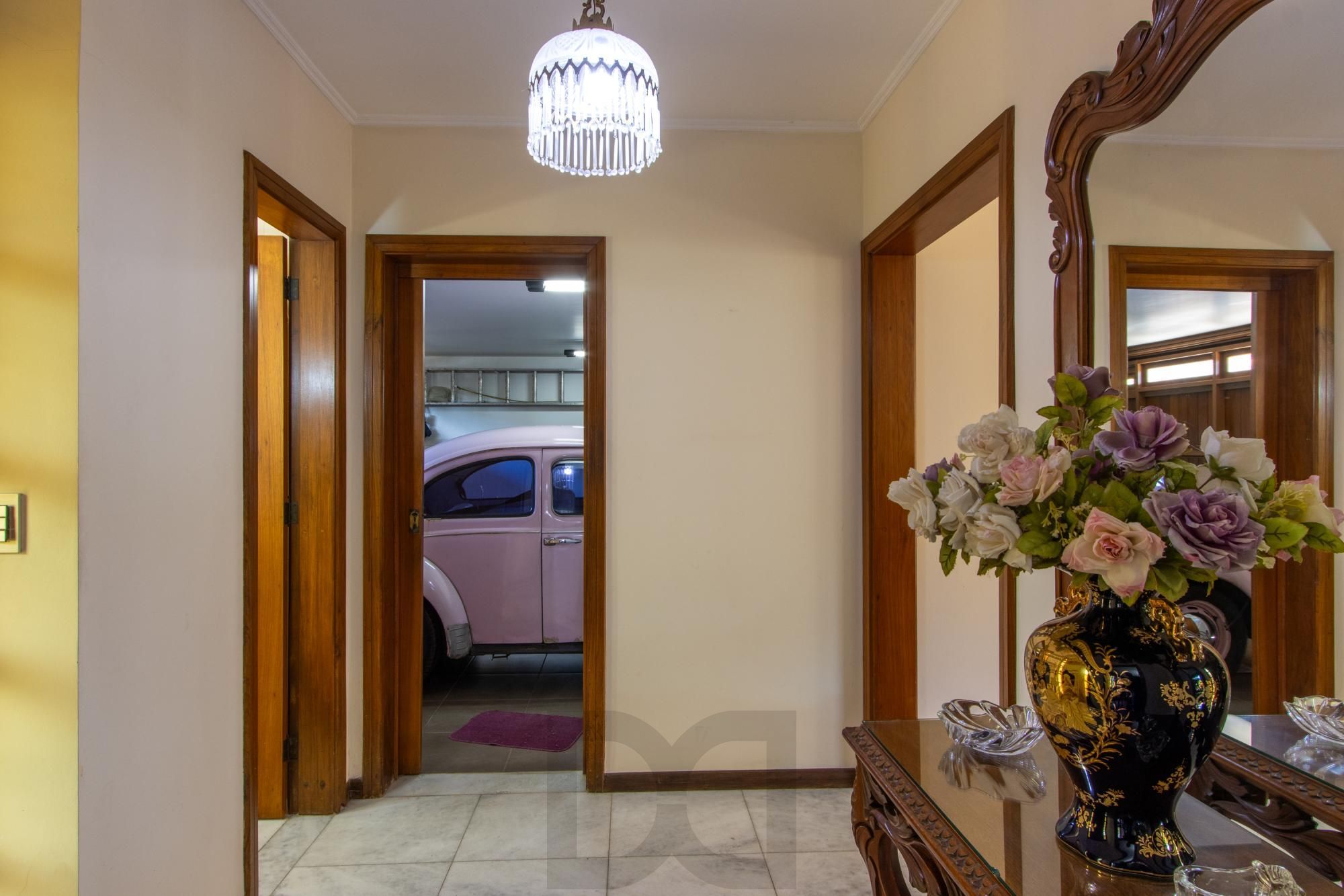 Casa à venda com 5 dormitórios, 392m² e 4 vagas no bairro Vila Assunção, Zona Sul de Porto Alegre — foto 6