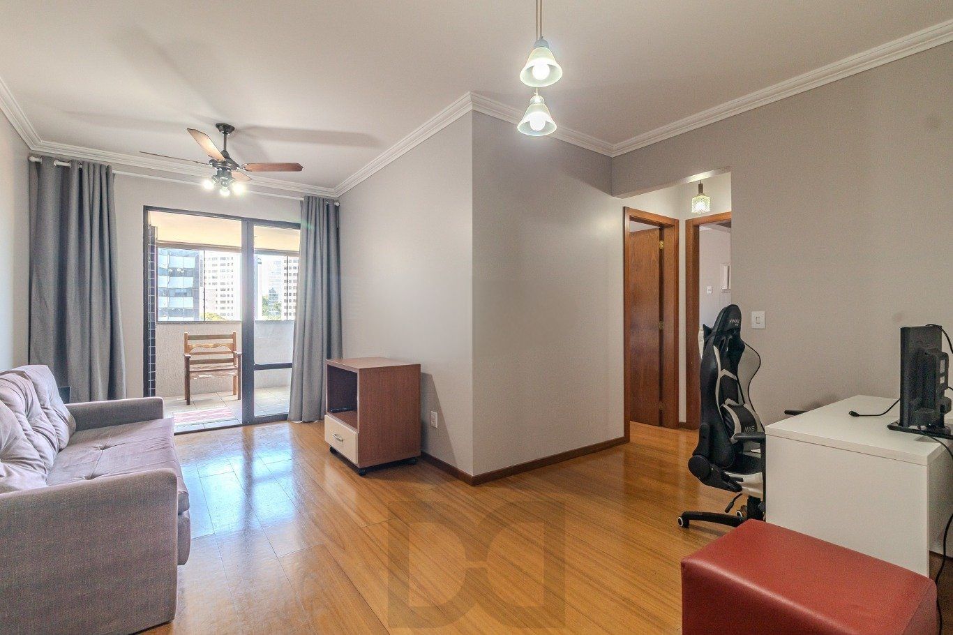 Apartamento com 2 quartos, vaga dupla - Bairro Petrópolis — foto 1
