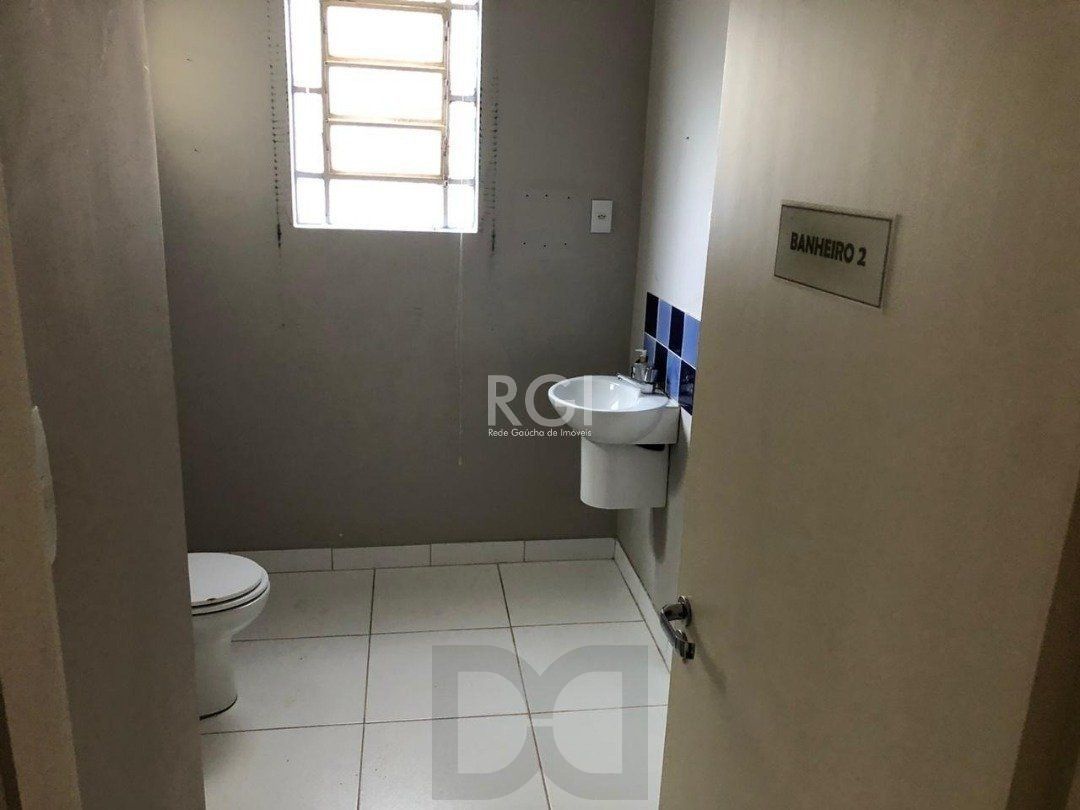 Casa Comercial para Venda - 0m², 0 dormitórios, Petrópolis — foto 4