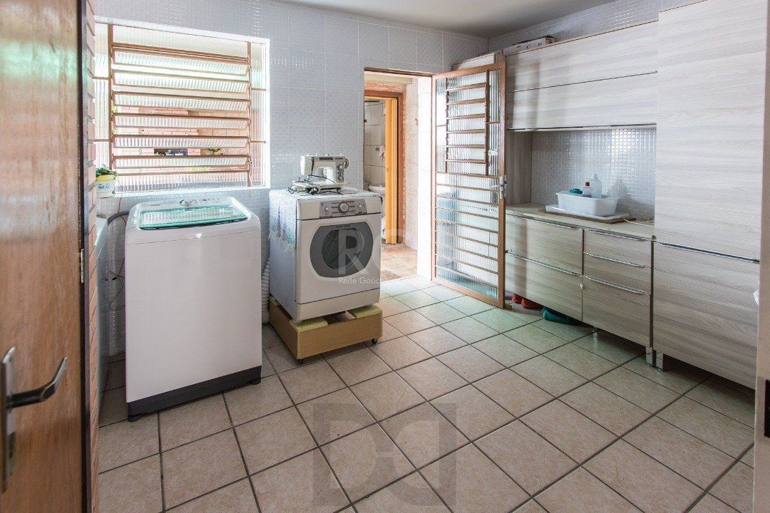 Casa para Venda - 211m², 3 dormitórios, 3 vagas - Vila Nova — foto 26