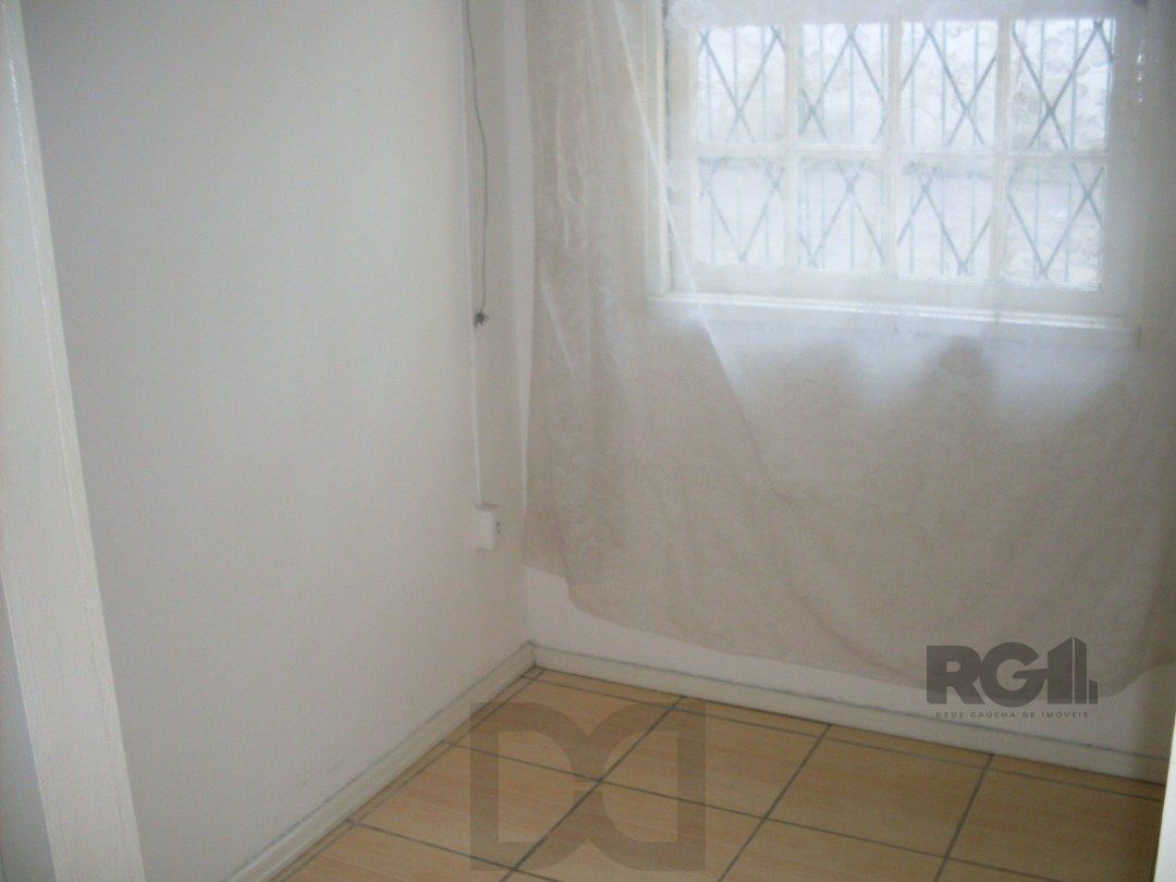 Casa comercial térrea na Av. Aparício Borges - Bairro Teresópolis — foto 9