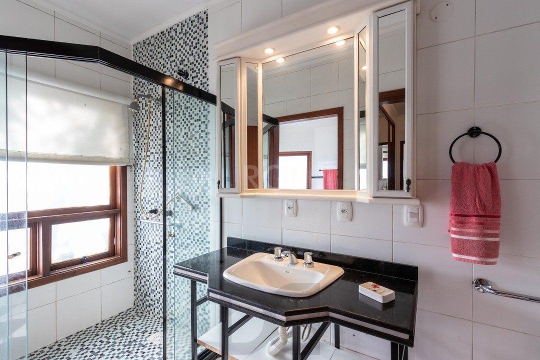 Casa para Venda - 960m², 6 dormitórios, sendo 5 suites, 8 vagas - Ipanema — foto 32