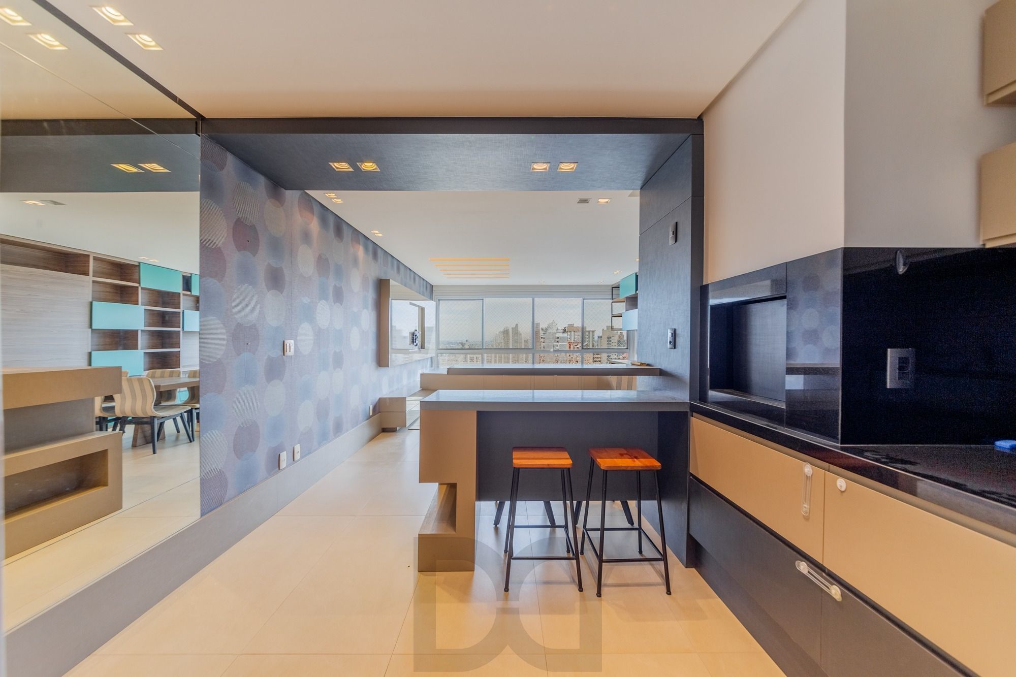 Apartamento semimobiliado, com 94m privativos, 2 suites e 3 vagas de garagem — foto 4