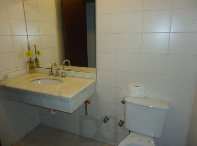 Casa condomínio, 3 dormitórios, 1 suíte, 2 vagas — foto 1