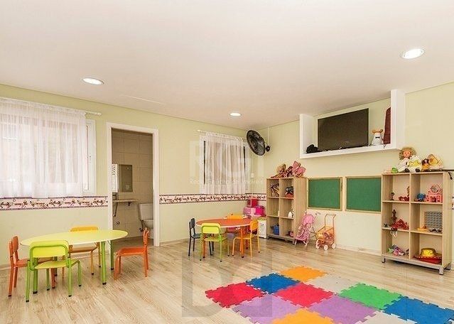 Casa Condominio para Venda - 220.25m², 3 dormitórios, sendo 3 suites, 2 vagas - Pedra Redonda — foto 5
