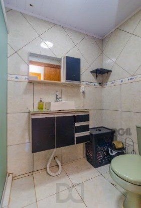 APARTAMENTO REFORMADO DE 02 DORMITÓRIOS PERTO DE SUPERMERCADOS, ONIBUS E FARMACIAS — foto 19