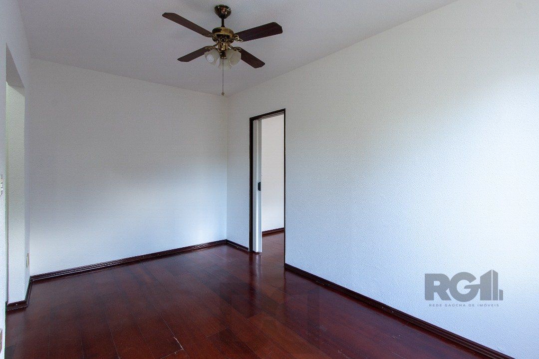 Excelente apartamento no bairro Cristal com 1 dormitório, living, banheiro e cozinha. — foto 10
