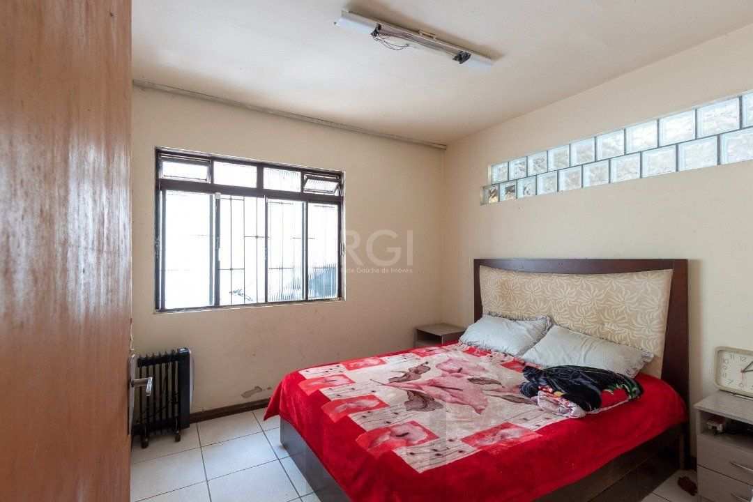 Casa para Venda - 149.99m², 6 dormitórios, sendo 2 suites, Nonoai — foto 10