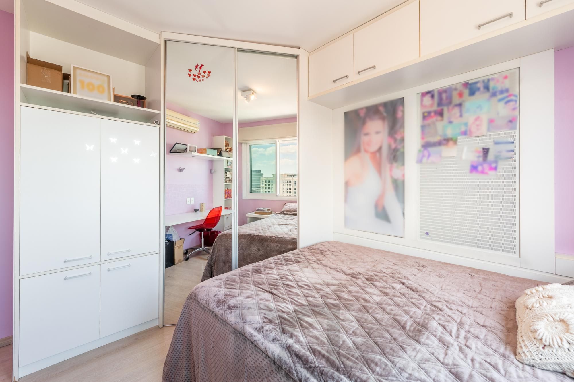Apartamento com 204m², 3 dorm, 5 vagas no Petrópolis — foto 41