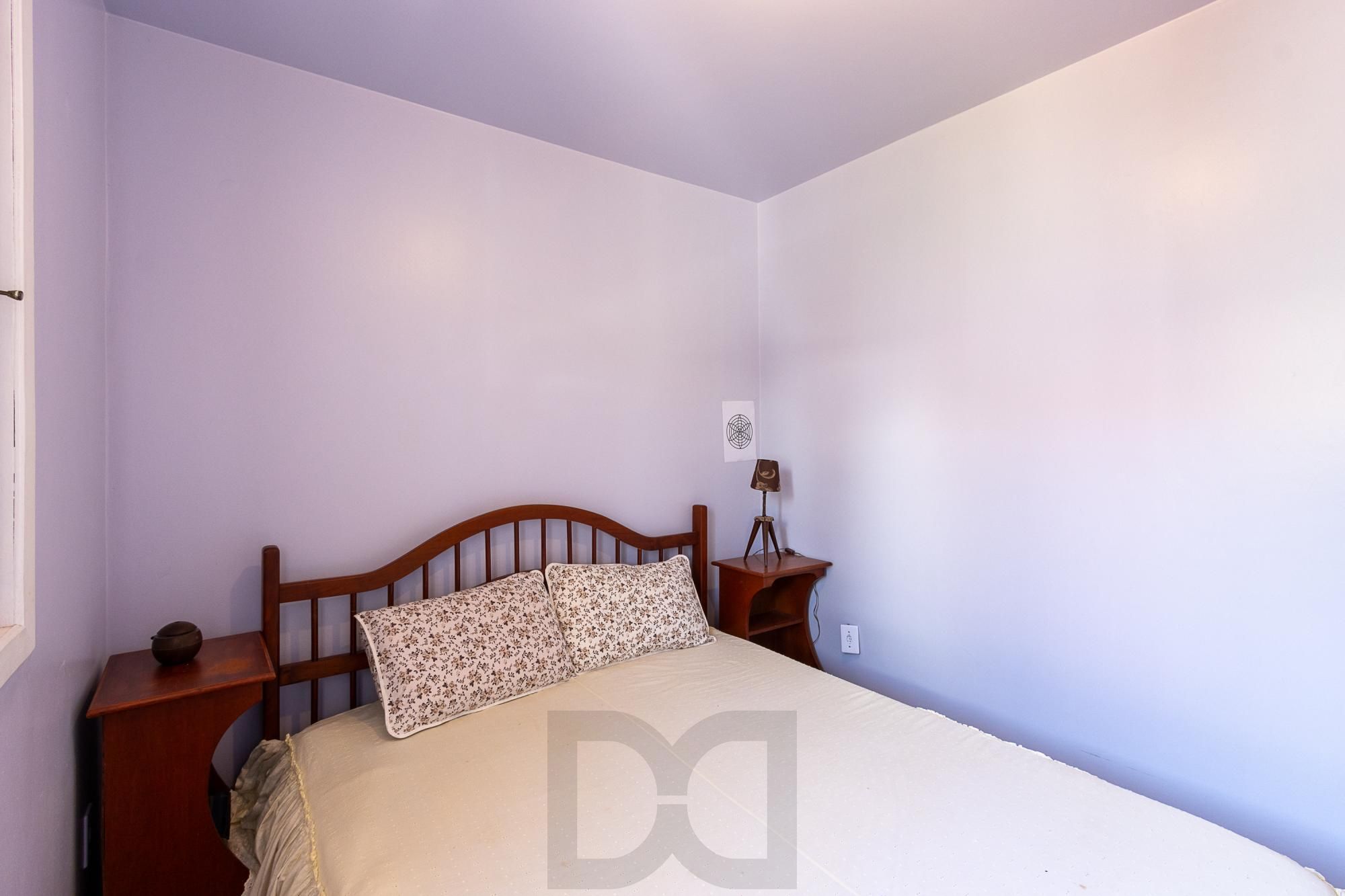 Casa de condomínio, de 3 dormitórios, 1 suíte e 2 vagas de garagem. — foto 32
