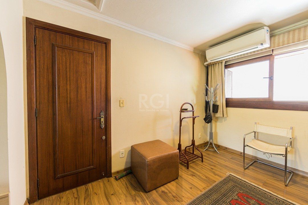 Casa para Venda - 370m², 5 dormitórios, sendo 2 suites, 7 vagas - Vila Assunção — foto 33