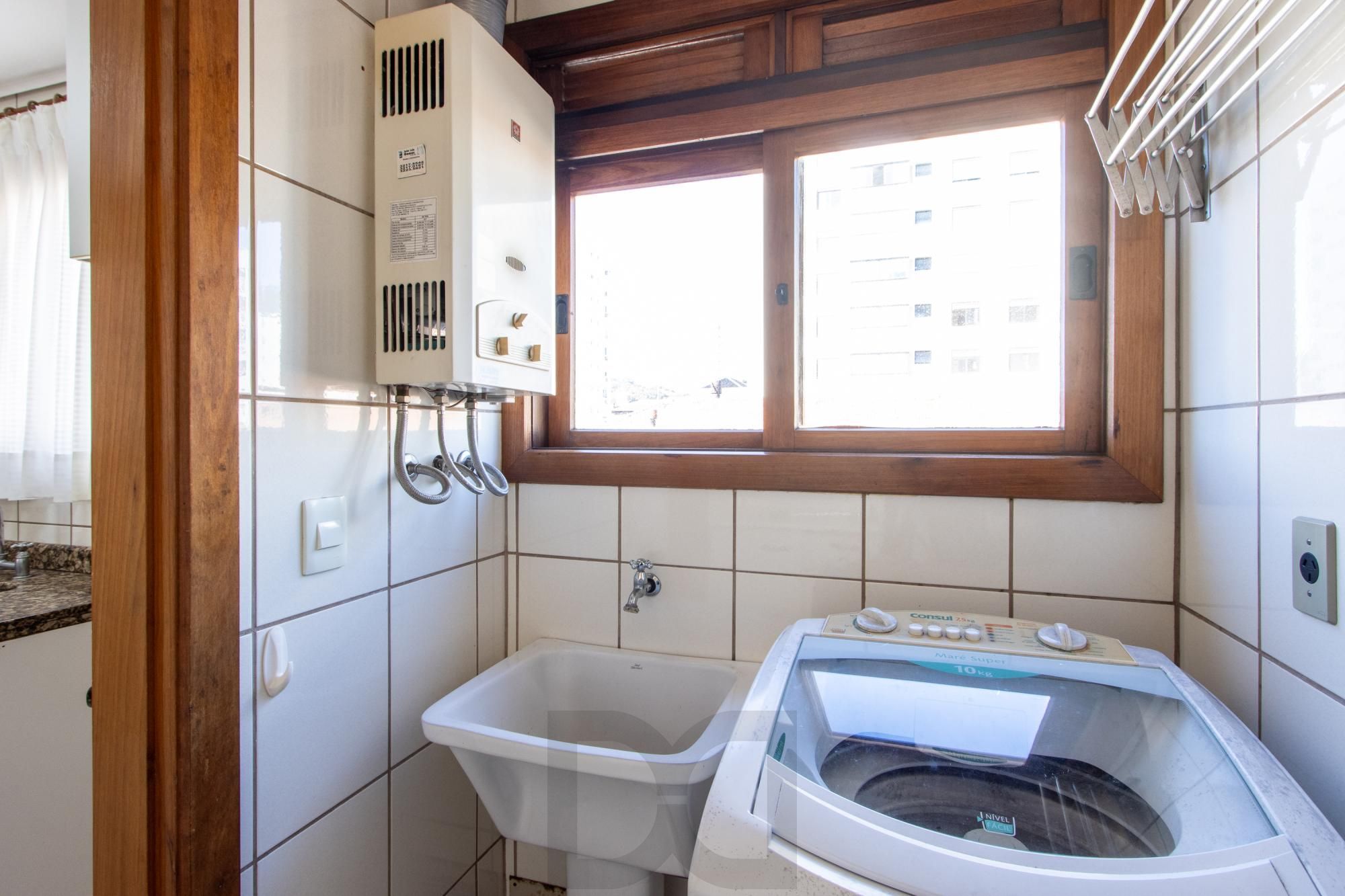 Apartamento Semimobiliado à Venda em Passo da Areia, Porto Alegre, RS — foto 15