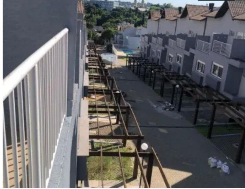 CASA EM CONDOMÍNIO COM 3 DORRMITÓRIOS — foto 2