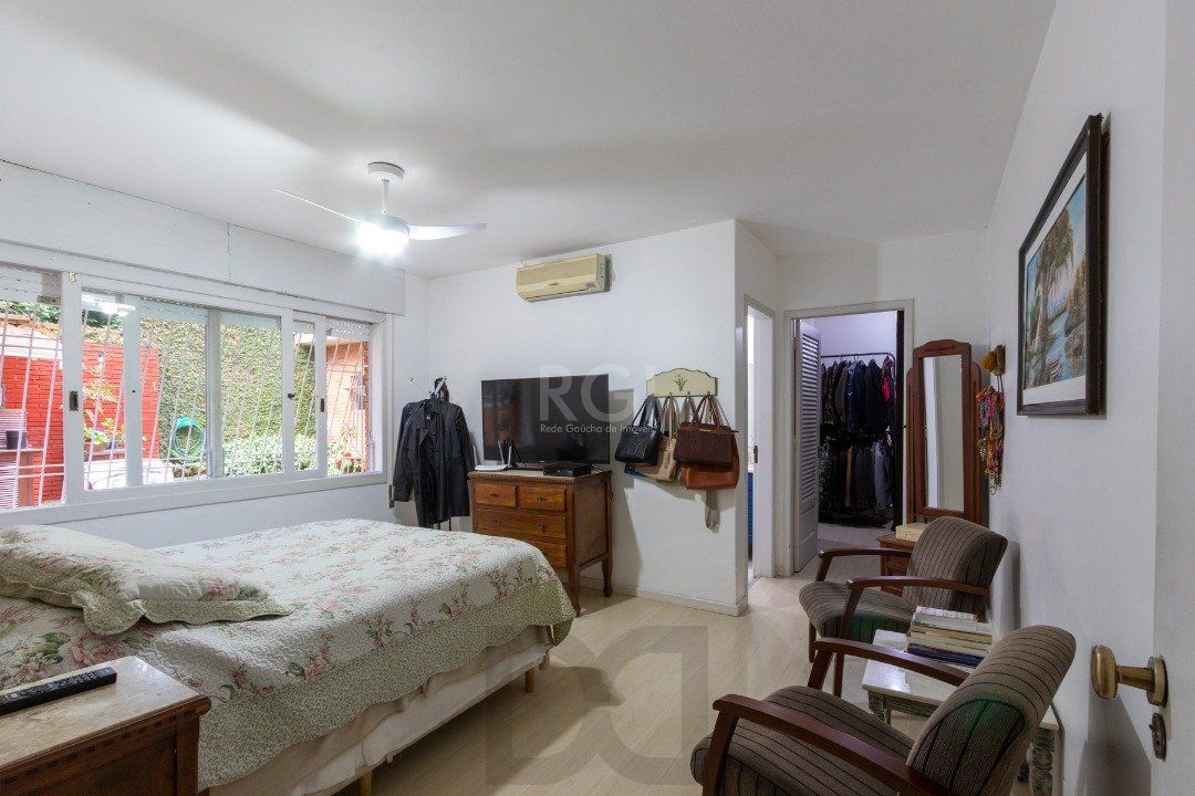 Casa para Venda - 300m², 4 dormitórios, sendo 2 suites, 4 vagas - Vila Assunção — foto 41