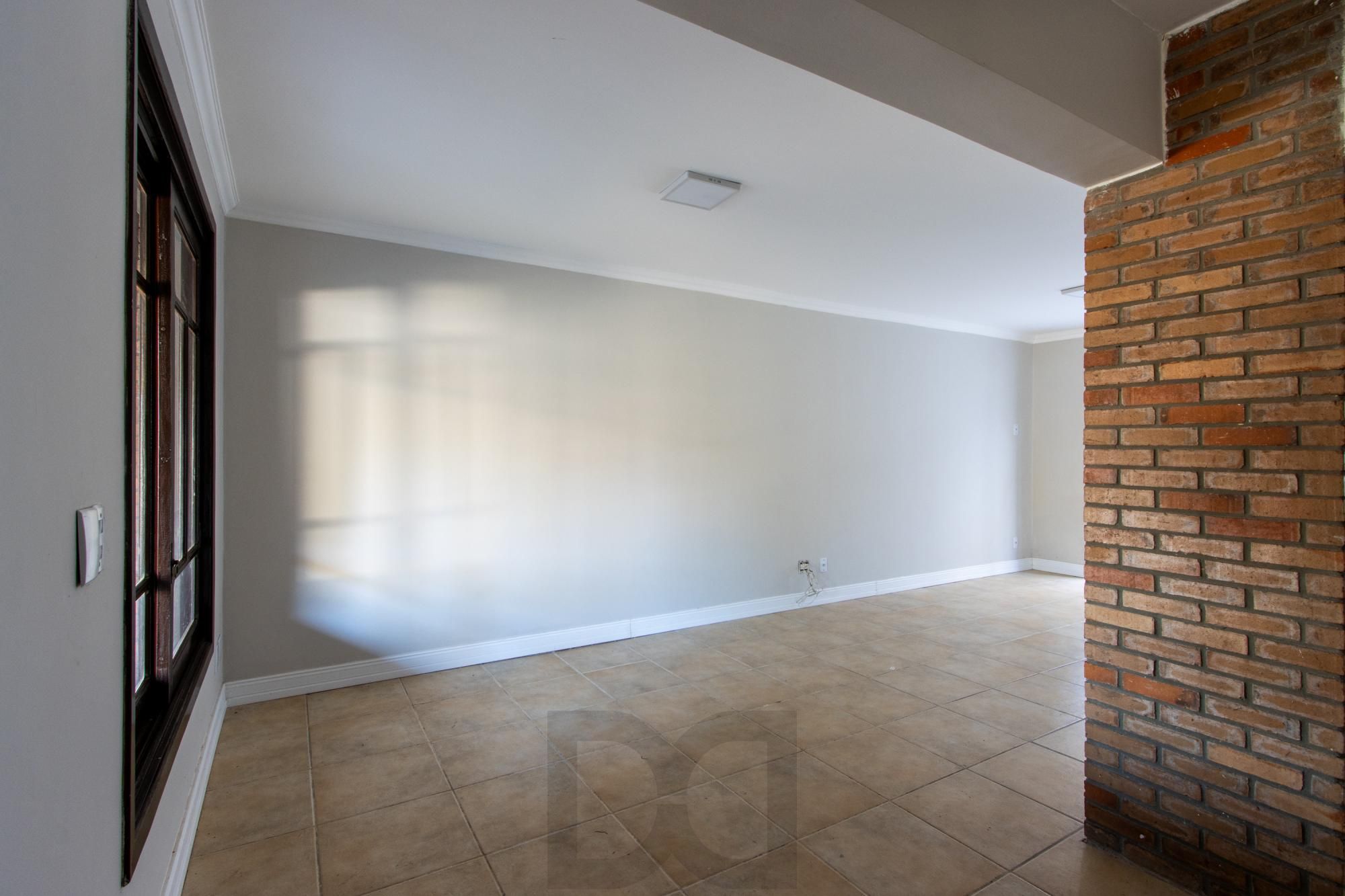 Casa 3 dormitórios, sendo 1 suíte, 2 vagas de garragem - bairro Ipanema — foto 5