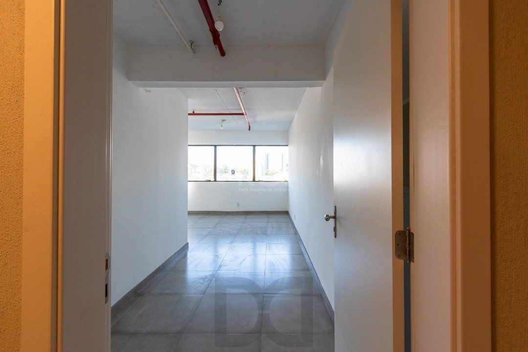 Conjunto/Sala para Venda - 56.37m² 1 vaga - Cristal — foto 3
