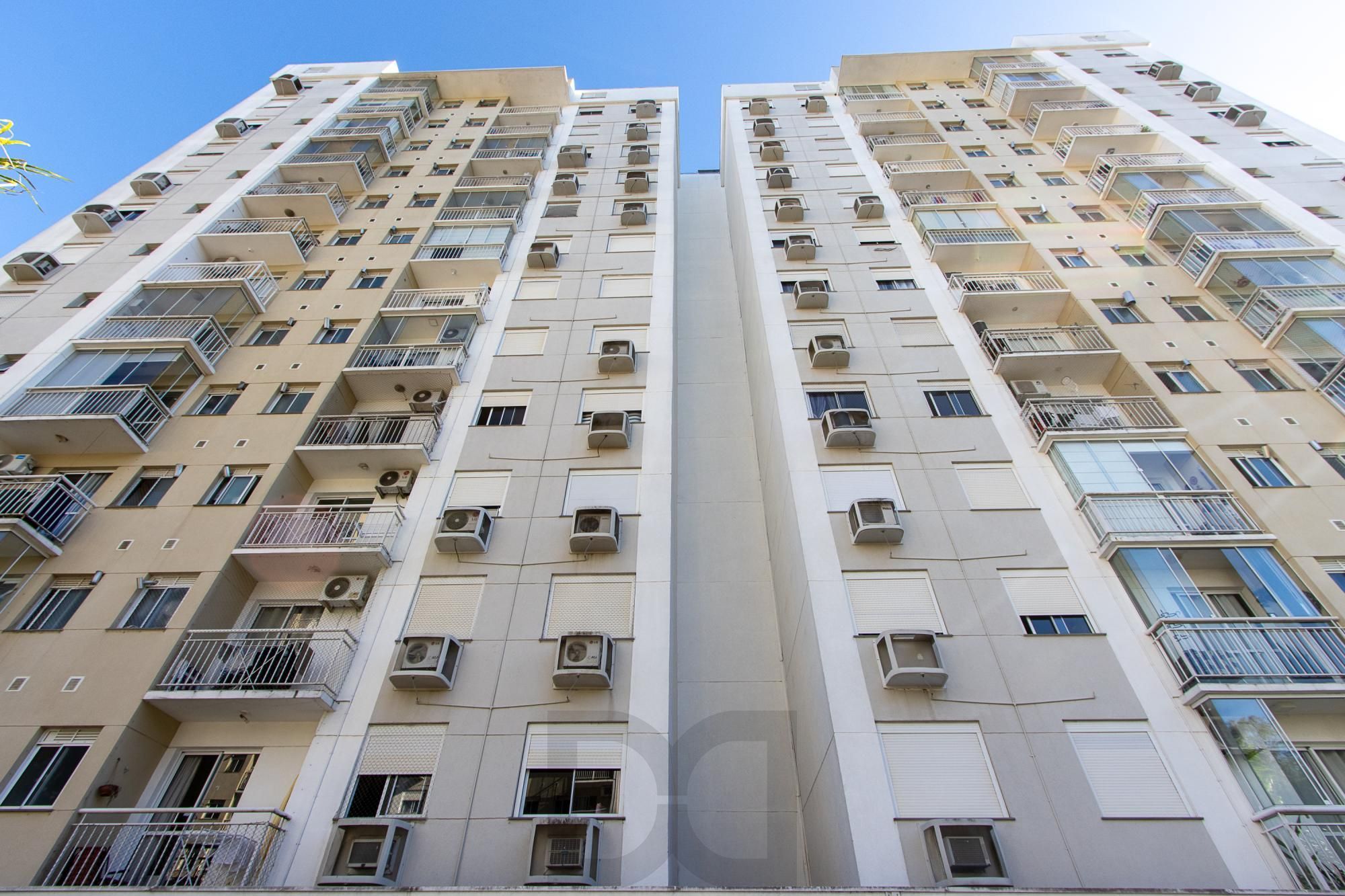Apartamento, 2 dormitórios e 1 vaga, bairro Jardim Carvalho. — foto 26