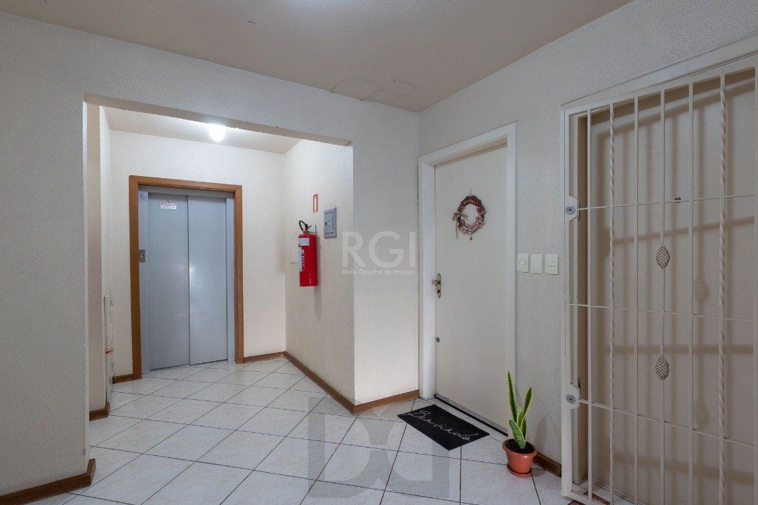 Apartamento para Venda - 62m², 3 dormitórios, 1 vaga - Nonoai — foto 6