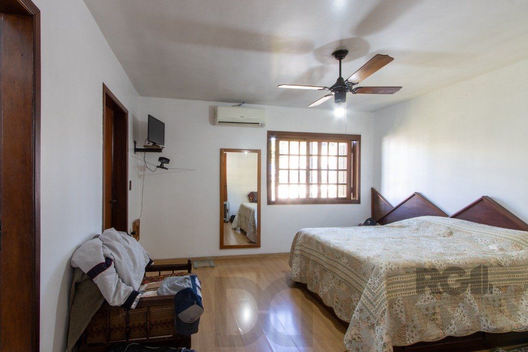 Casa para Venda - 300m², 3 dormitórios, sendo 1 suites, 4 vagas - Tristeza — foto 35