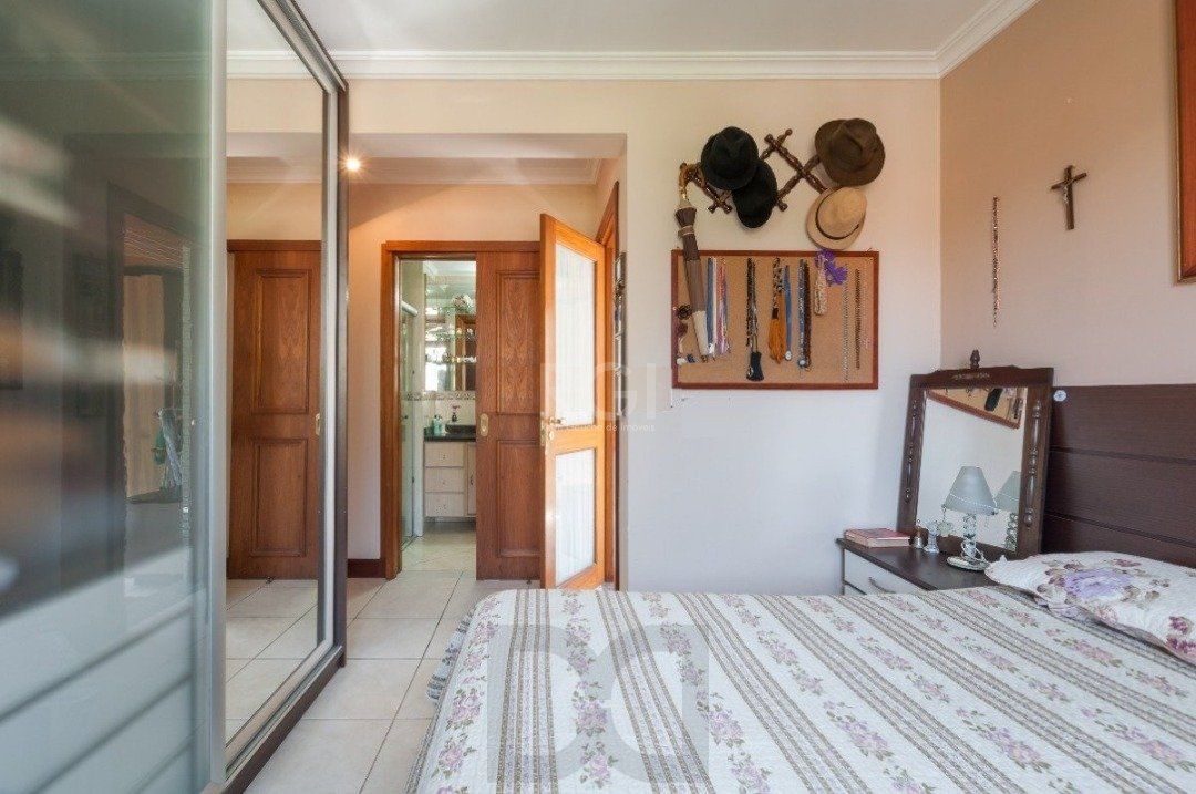 Apartamento para Venda - 78.25m², 2 dormitórios, sendo 1 suites, 2 vagas - Tristeza — foto 4