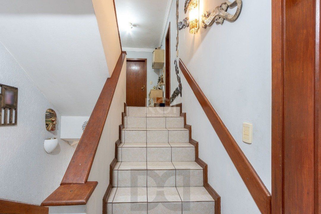 Casa para Venda com 3 dormitórios, sendo 1 suites e 4 vagas no bairro Ipanema — foto 23
