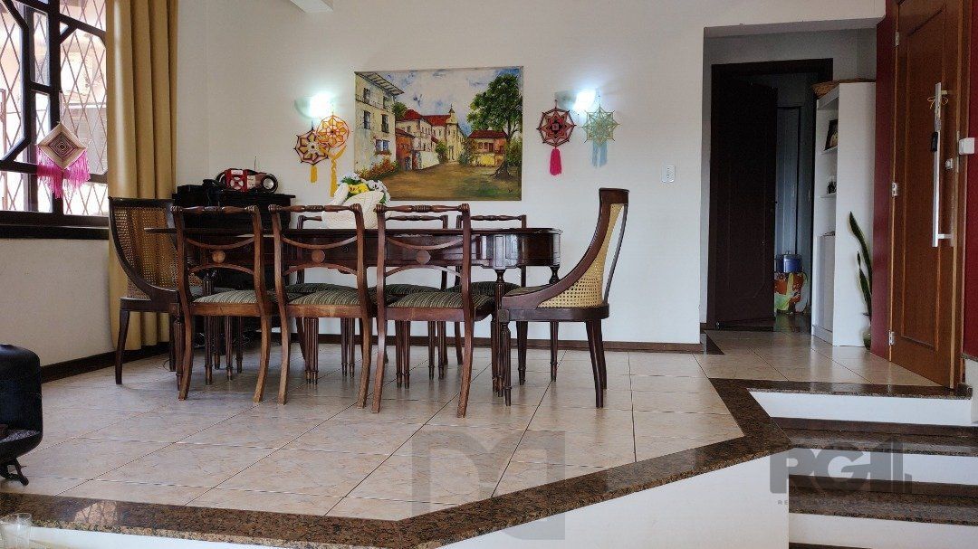 Sobrado, 5 quartos, 2 suites, pátio, 3 vagas - Bairro Vila Nova — foto 2