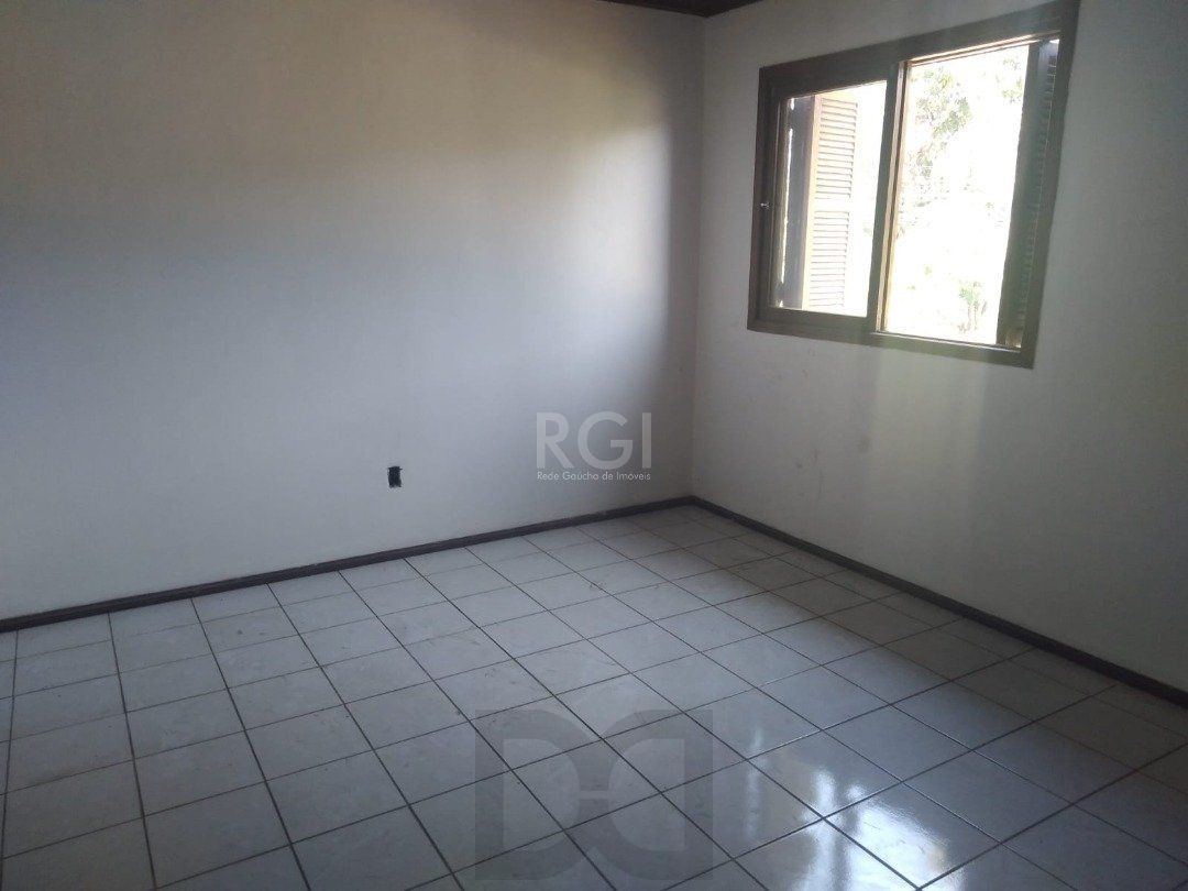 Casa para Venda com 2 dormitórios e 3 vagas no bairro Belém Novo — foto 7