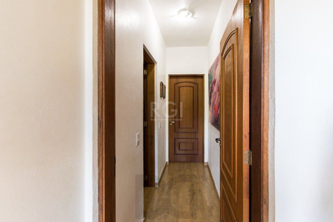 Casa para Venda - 250m², 3 dormitórios, sendo 2 suites, 3 vagas - Ponta Grossa — foto 16