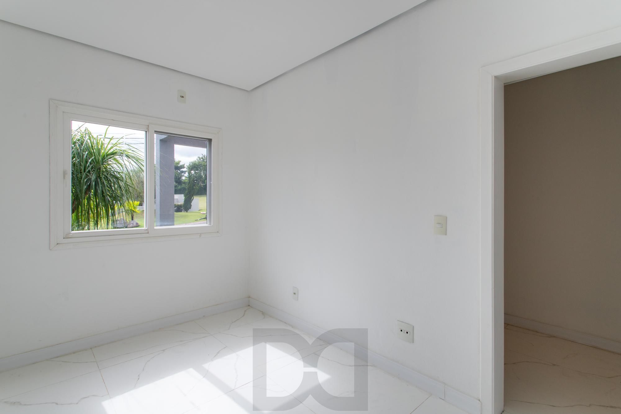 Casa em condomínio no Terra Ville .Esta casa de alto padrão, dispõe de 4 suítes — foto 21