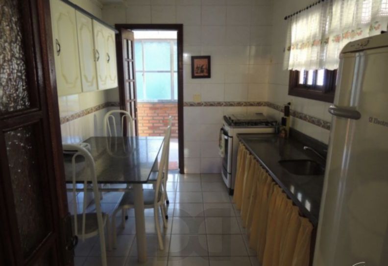 Sobrado para Venda - 800m², 3 dormitórios, Belém Novo — foto 13