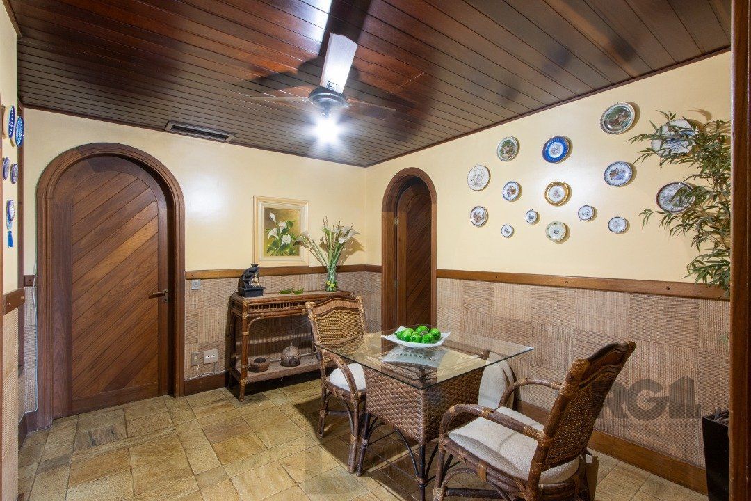 Casa para Venda - 645m², 4 dormitórios, sendo 4 suites, 11 vagas - Tristeza — foto 30