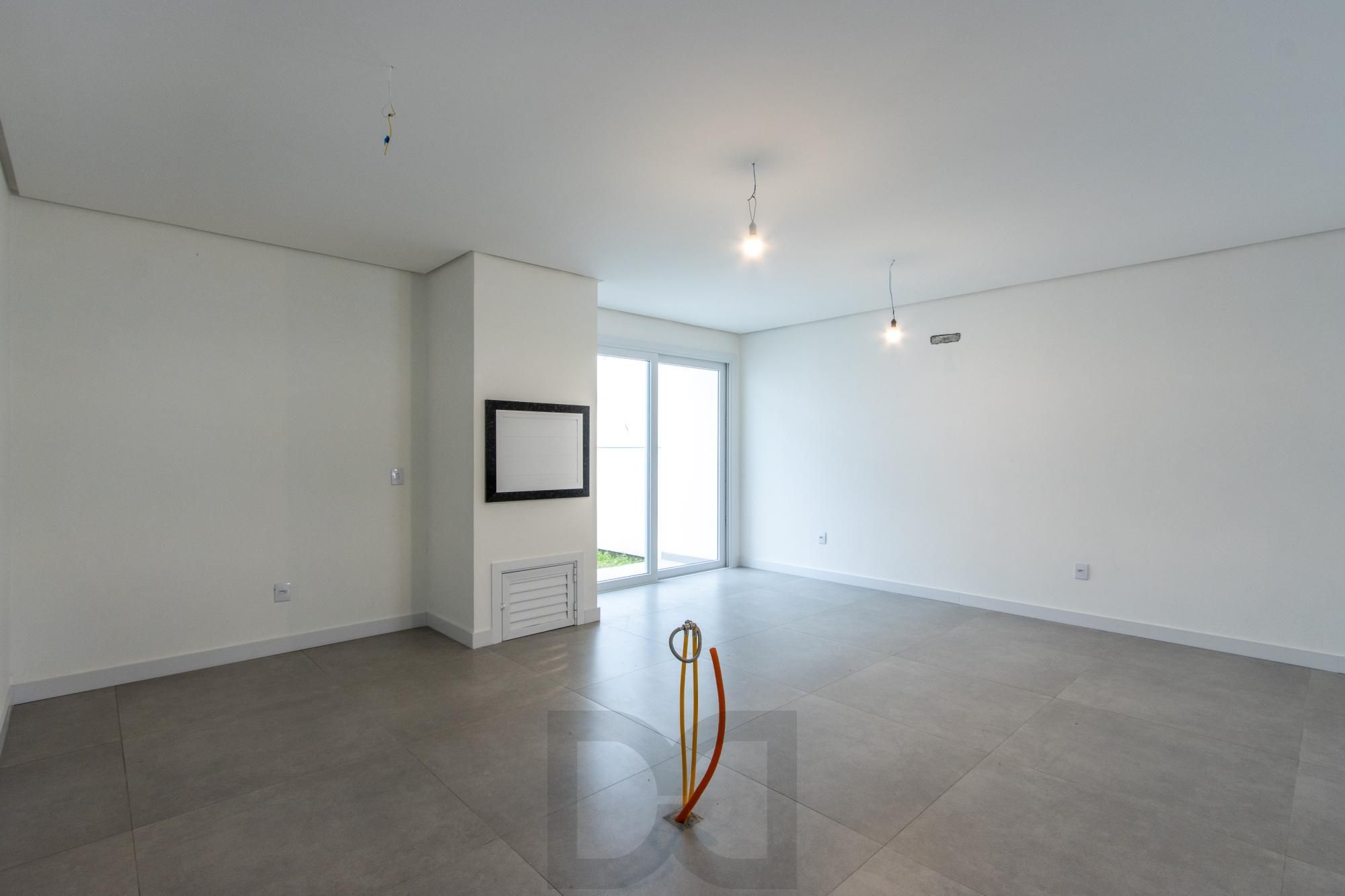 Casa no Condomínio Pateo Verde, 3 suítes sendo 1 master com sacada e 2 vagas . — foto 9