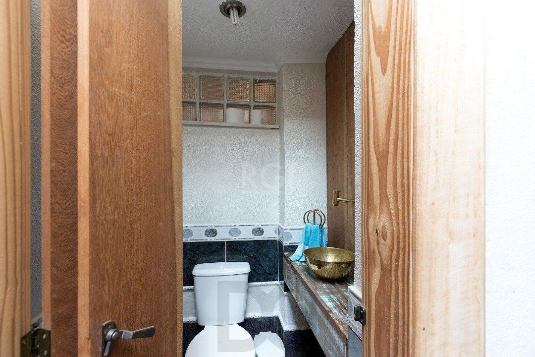 Casa para Venda - 320m², 5 dormitórios, sendo 2 suites, 3 vagas - Tristeza — foto 49